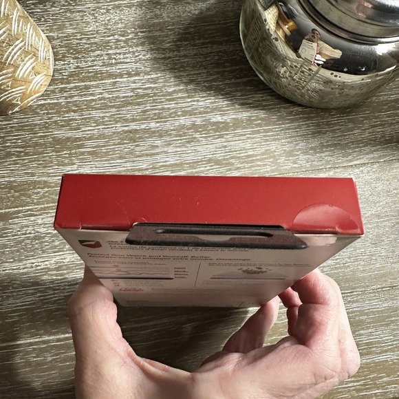 ZAGG Glass Fusion+ Screen Protector Apple Watch Series 6 / SE / 5 / 4 (40mm) - Picture 3 of 3